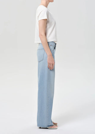 Low Curve Jeans