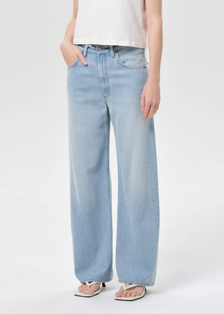 Low Curve Jeans