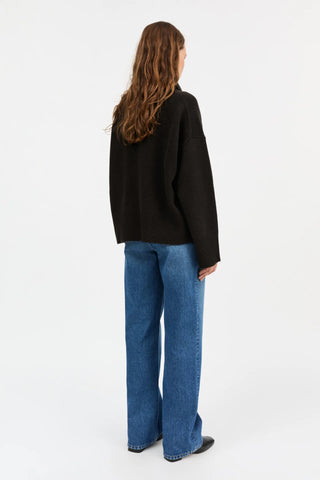 Silene T-Neck Pullover