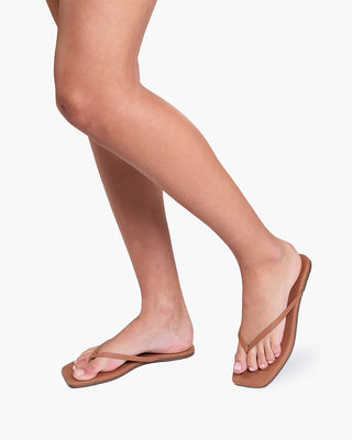 Square Toe Lily