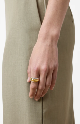 THE ZOE RING