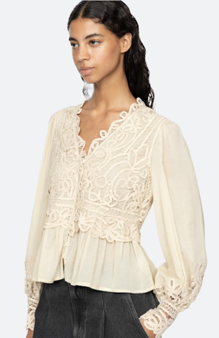 ADELINA BATTENBERG LACE BLUSE