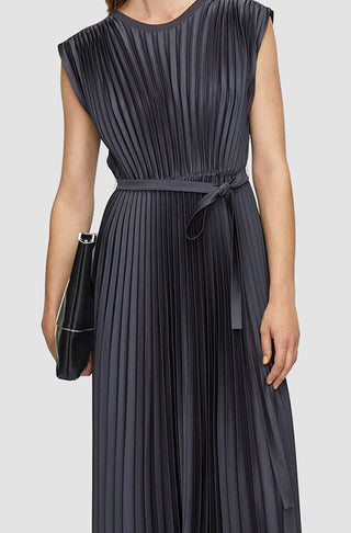 Volta-Kleid-Strickgewebe Plissé Kleid